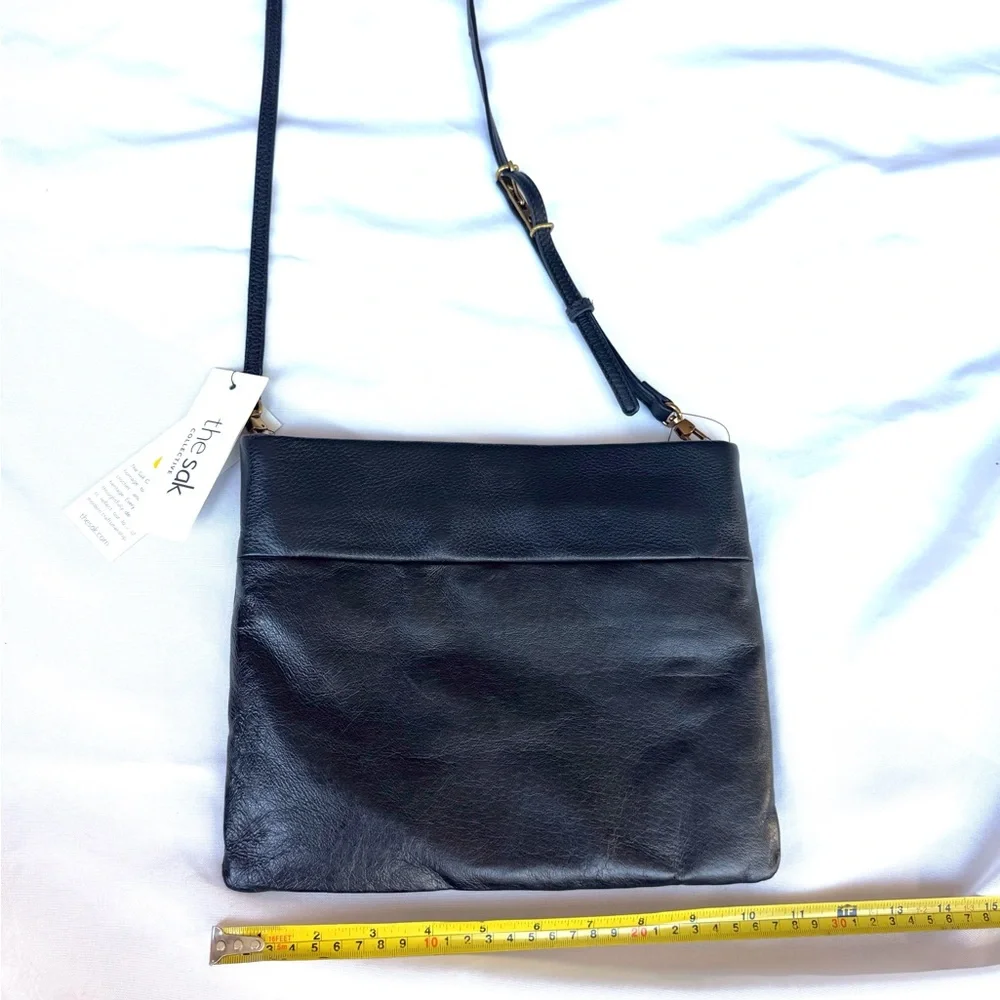 NWT The Sak Tomboy Crossbody Bag w Detachable Adjustable Strap Midnight Black - Picture 11 of 12